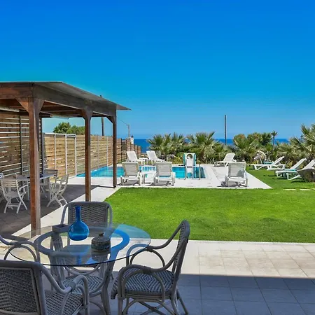 Appartement Mariza's Beachfront With Swimming Pool