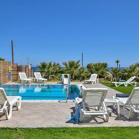 Mariza's Beachfront With Swimming Pool * Analipsi (Crete)