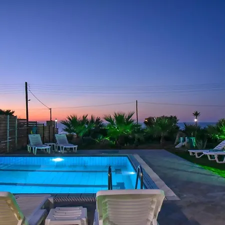 Appartement Mariza's Beachfront With Swimming Pool Analipsi (Crete)